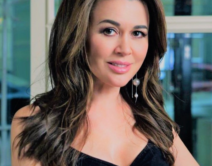 Заворотнюк родила дочь, чтобы сохранить семью?