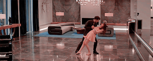 Gif: https://gifer.com/ru/gifs/пятьдесят-оттенков-серого