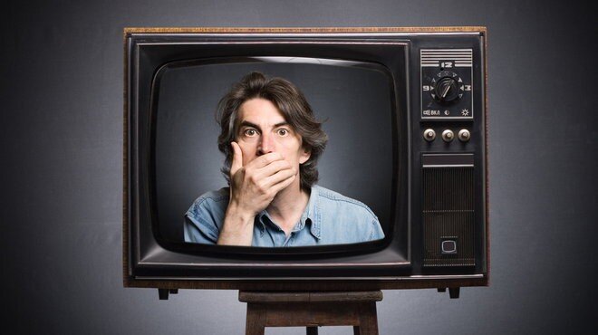 Трус в телевизоре. Фото из интернета.