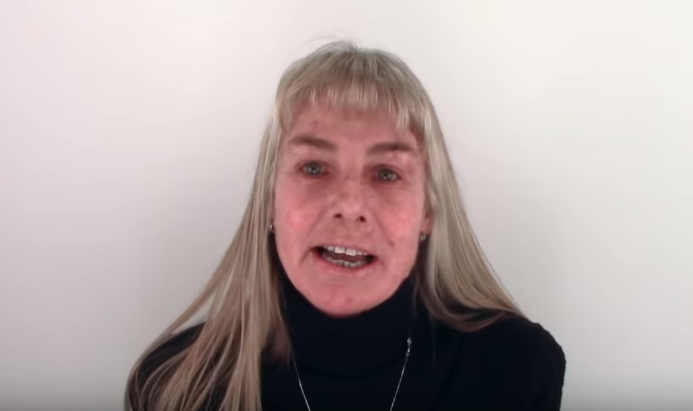 Диана Макинрой ДО преображения. Фото взято с youtube.com