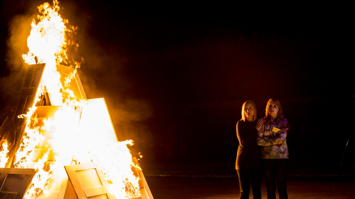 "Не стучи дважды", Великобритания, 2016г.