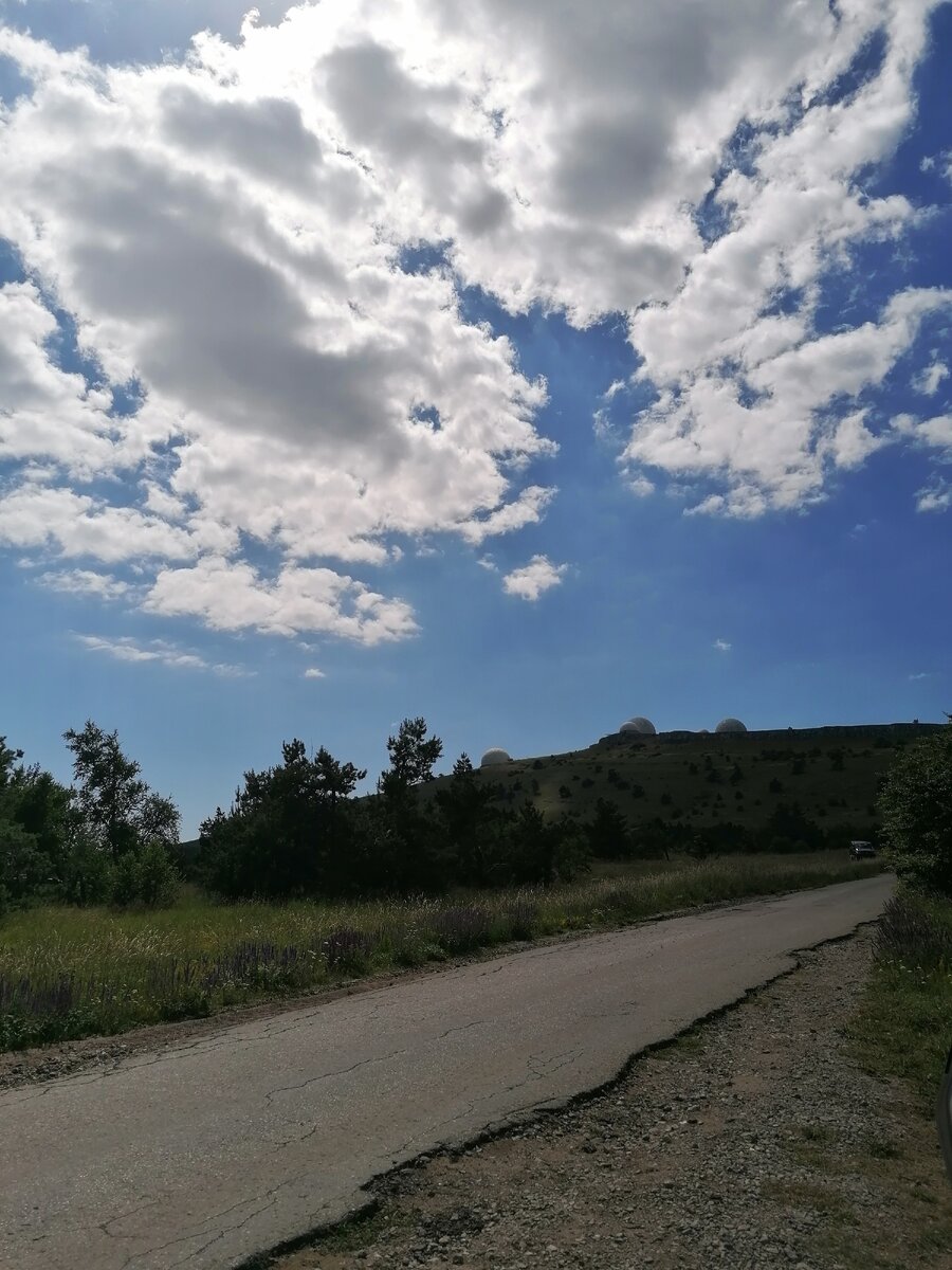 Вот такая убитая дорого на плато Ай-Петри