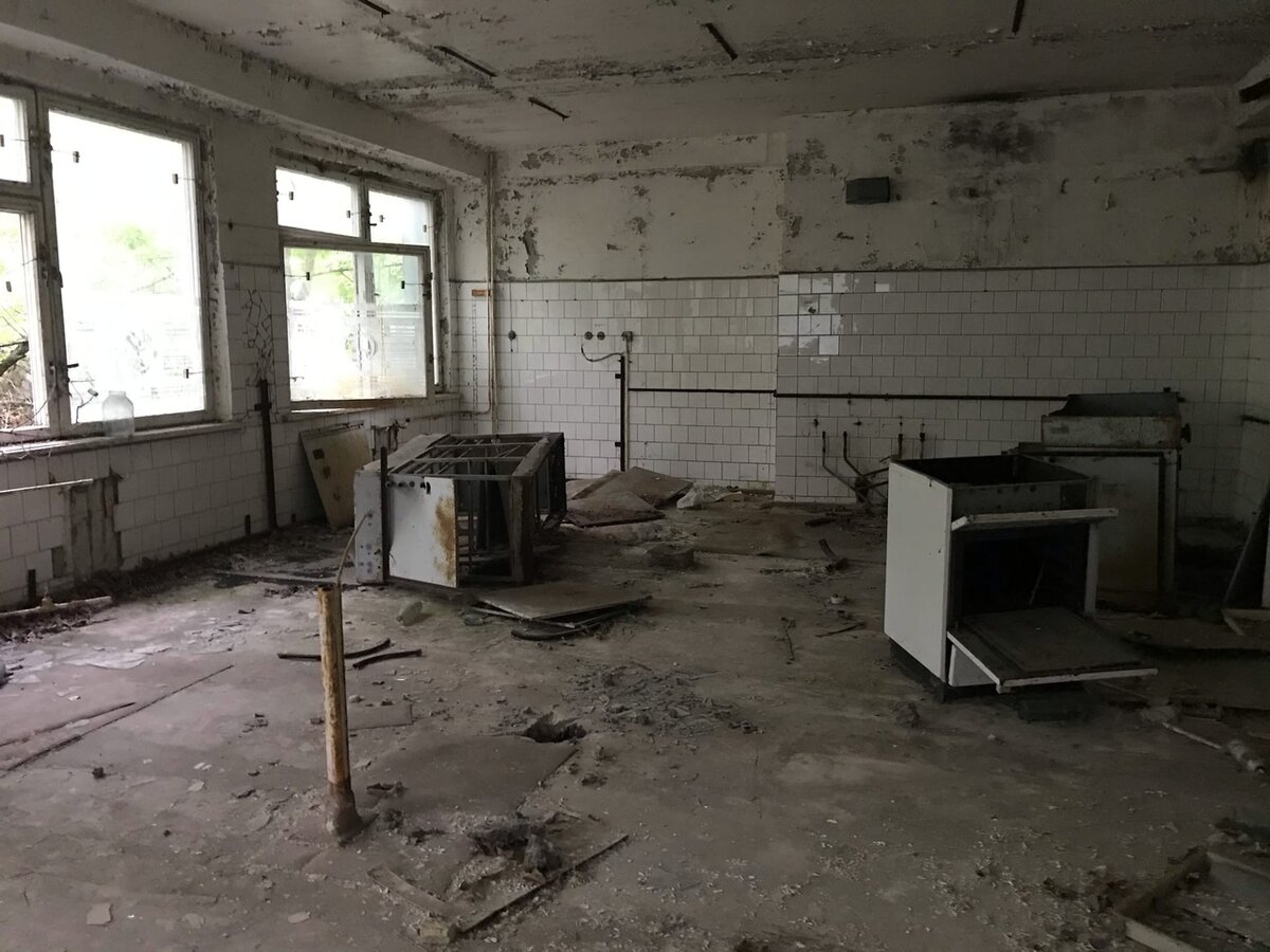 Бывшая аптека в Припяти