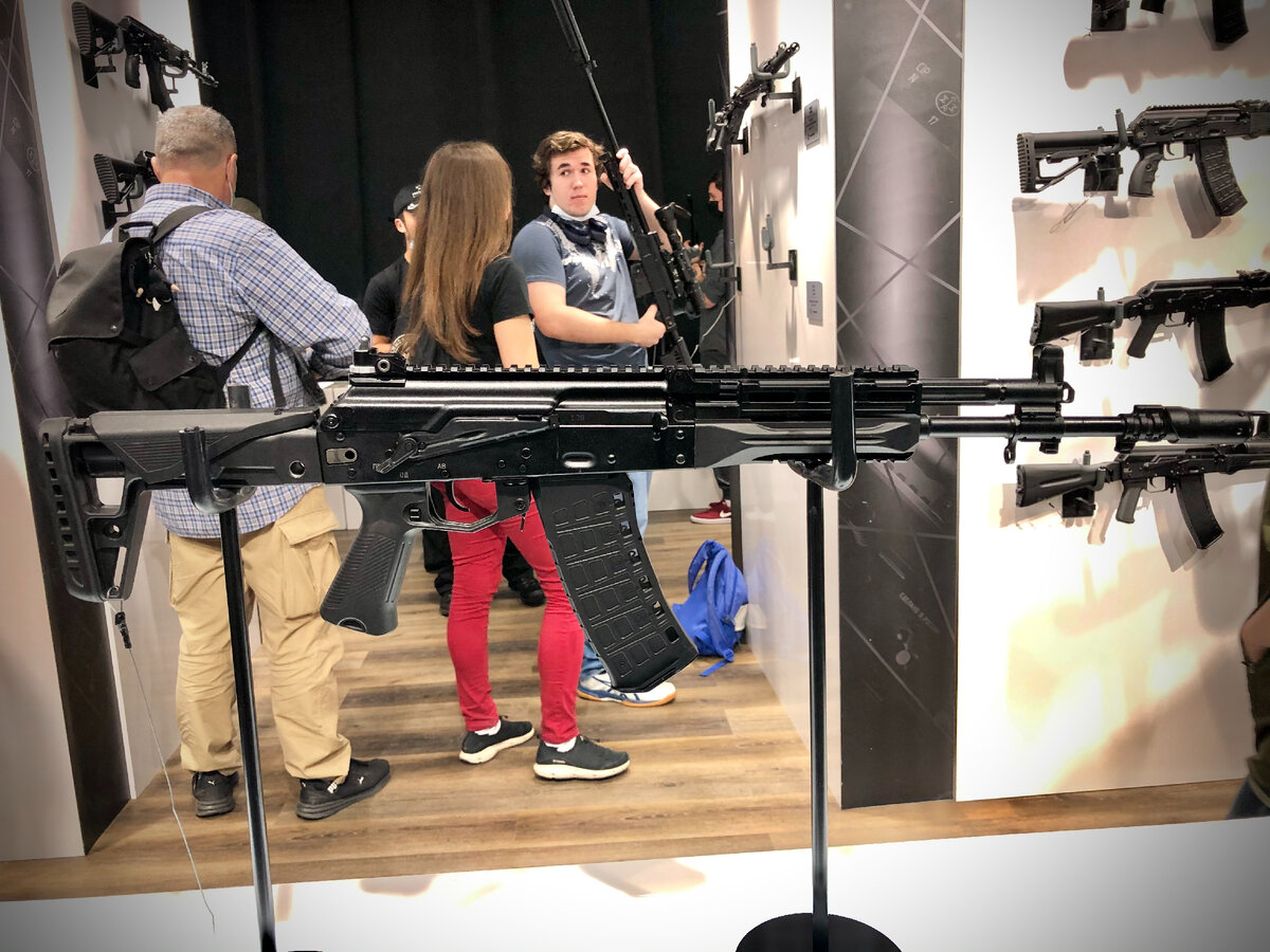 Листайте галерею