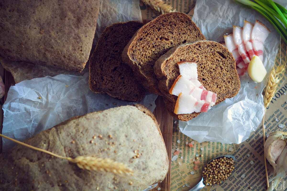 Домашний бородинский хлеб: простой, но вкусный рецепт домашнего хлеба | МИР  ДЕСЕРТОВ NS | Дзен