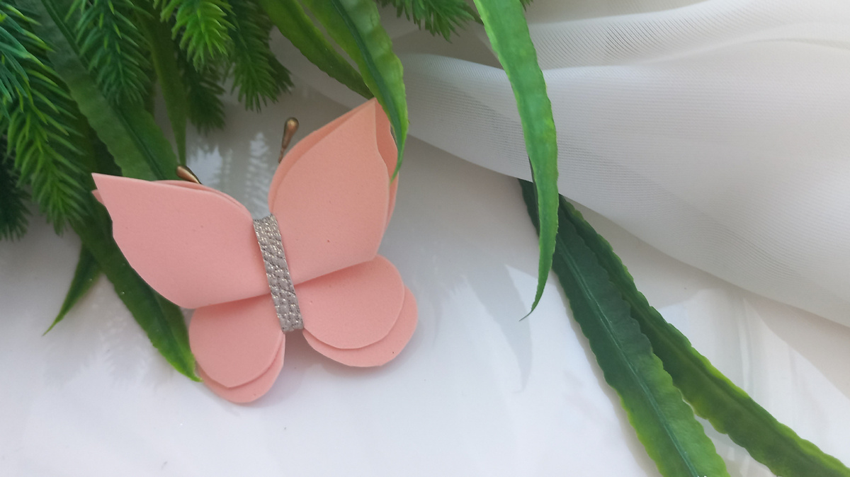 бабочка из фоамирана