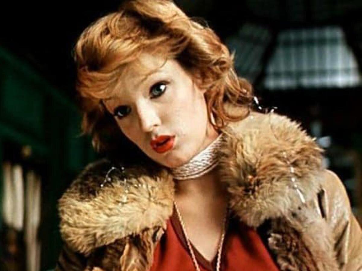 Елена Денисова (Укращенок) в фильме "Ищите женщину"