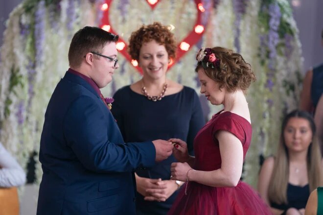 Кадр из сериала "The A word". 