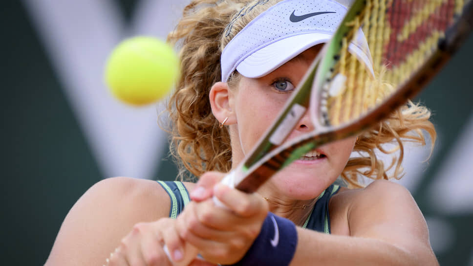 Фото: Laurent Gillieron / Keystone / AP📷В первом сете встречи с Даяной Ястремской Мирра Андреева (на фото) впервые в своей практике на турнирах WTA не отдала сопернице ни одного гейма