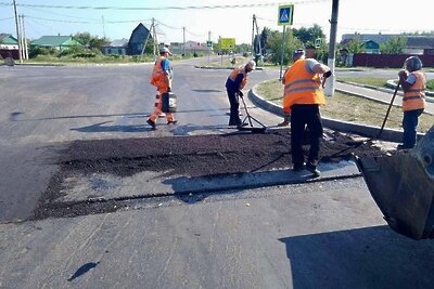    Укладка покрытия на региональных дорогах в Серебряных Прудах © Пресс-служба Министерства транспорта и дорожной инфраструктуры Московской области