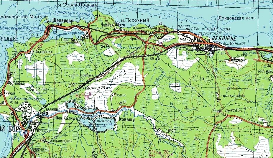 Бывшая ветка на карте (чёрная линия вдоль побережья).