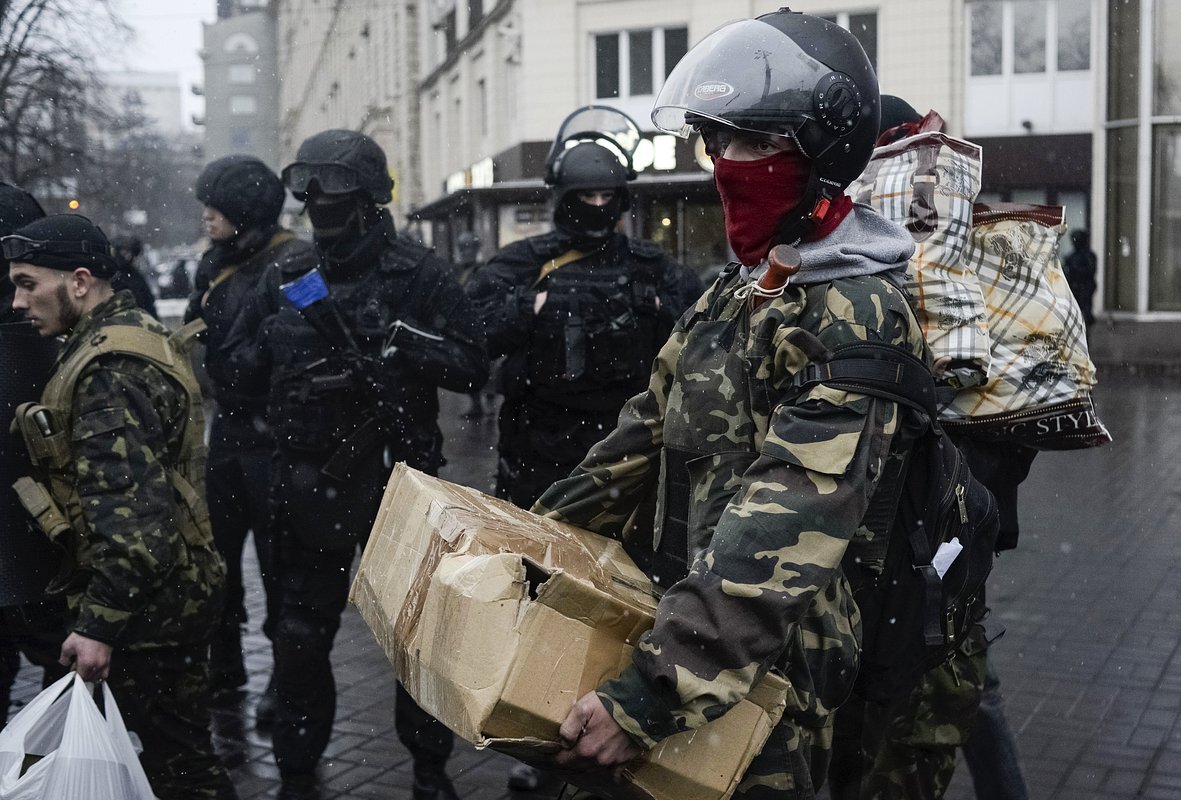 Киев 7 апреля. Правый сектор. Бойцы правого сектора. Правый сектор фото. Штаб правого сектора.
