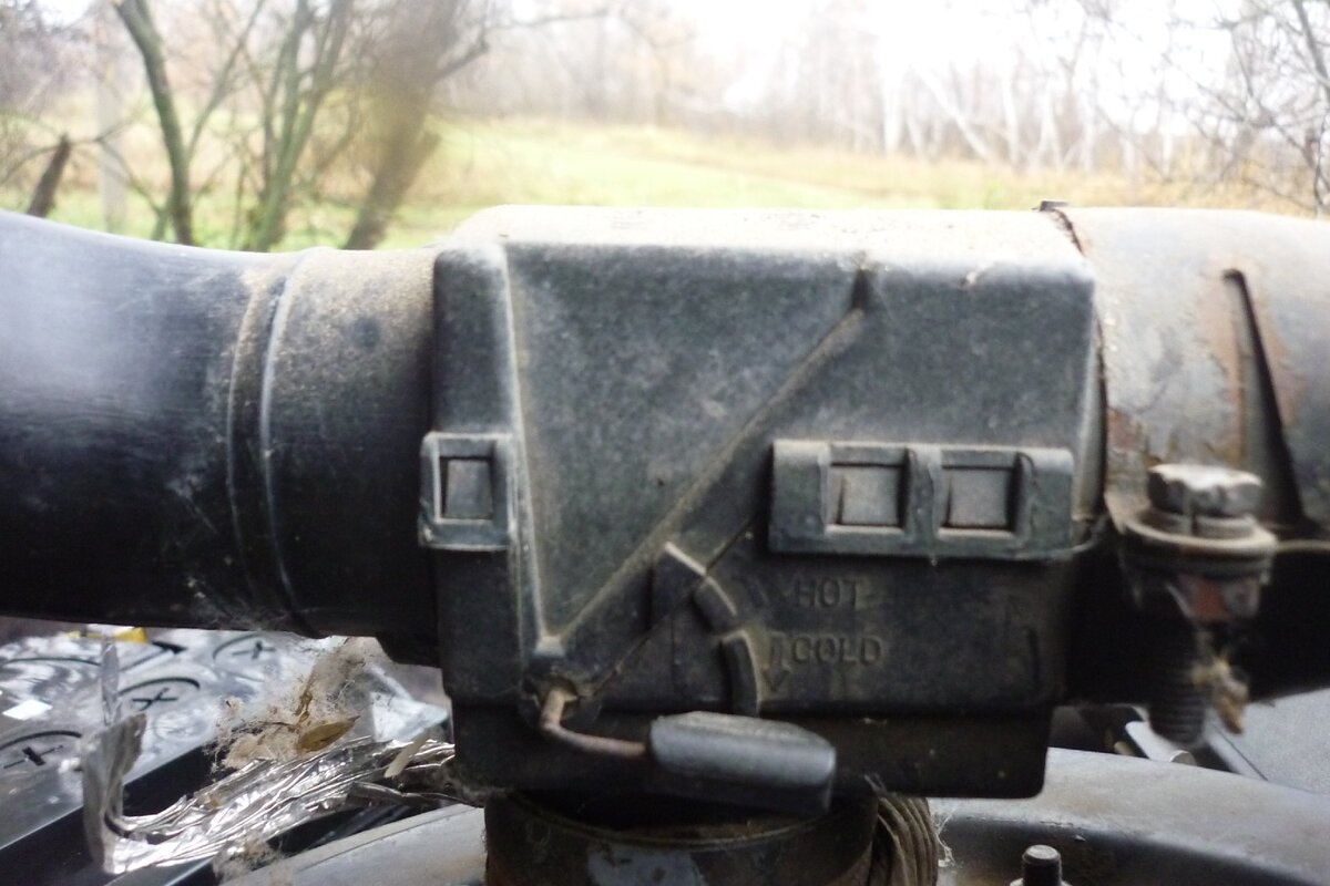 Корпус фильтра ваз 2107.