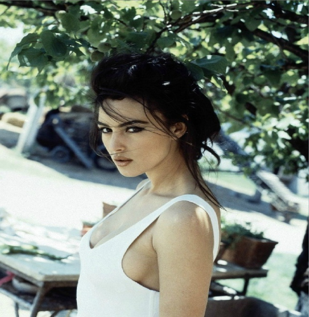 Взгляд завораживает!