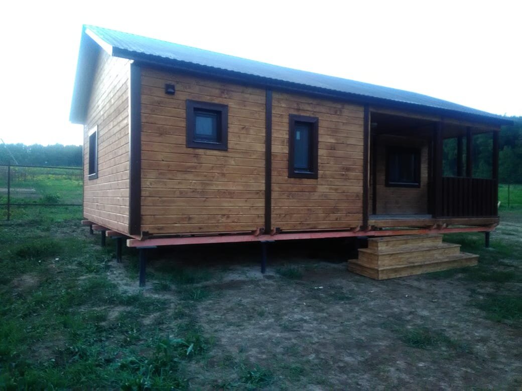 Коримф 6х9,2 м. с крыша ферма.