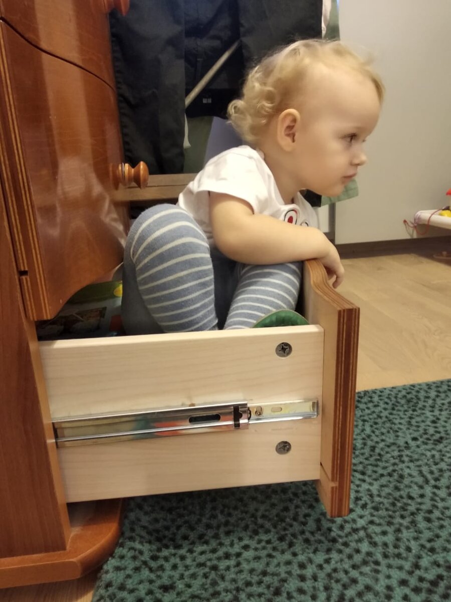 Вот такие фотоотчёты я постоянно получаю, когда няня с ребенком.