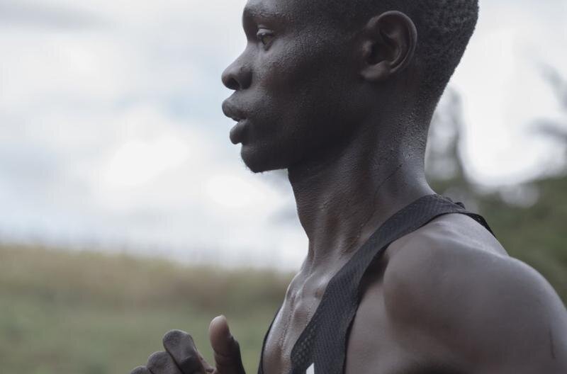 Корнелиус Кембои. Ученик школы Святого Патрика в Кении. Олимпийский претендент на золото.