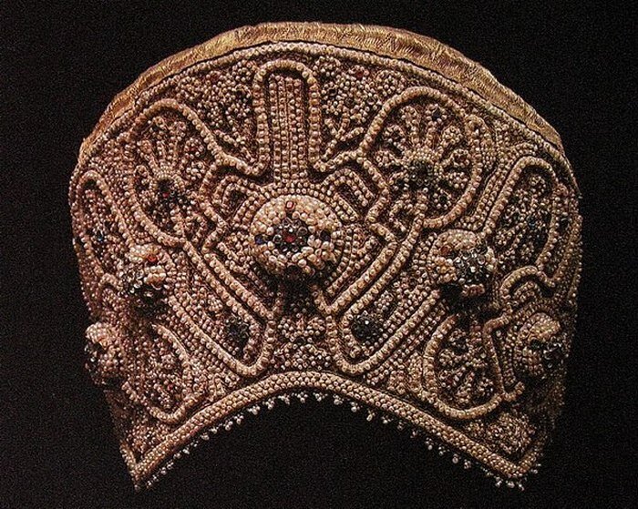 Кокошник, конец XVIII века. Источник: Wikimedia Commons