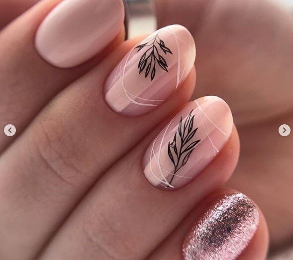 instagram.com/journal_nails