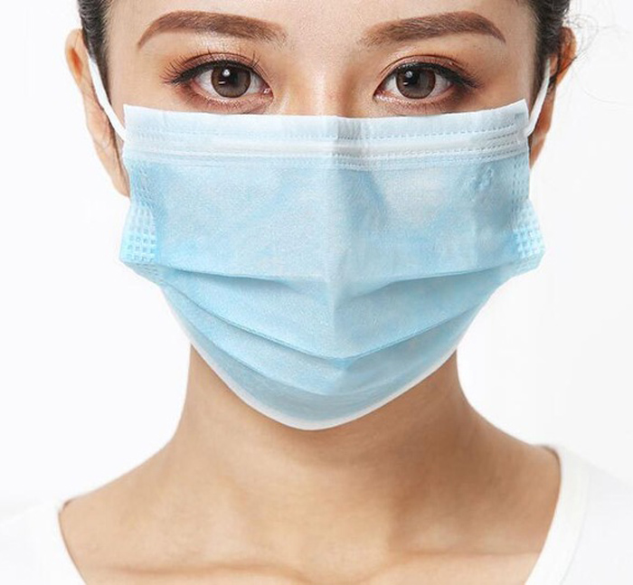Обычная хирургическая маска