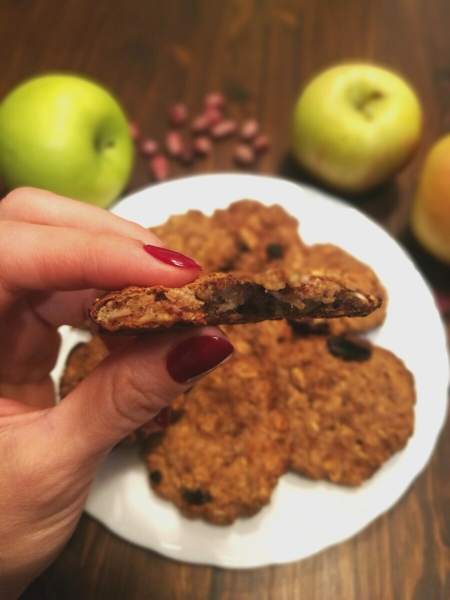 Готовые печеньки в разломе