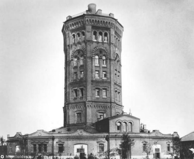 водонапорная башня, источник фото - https://rodinananeve.ru/160-let-nazad-nachalos-stroitelstvo-pervogo-peterburgskogo-vodoprovoda/