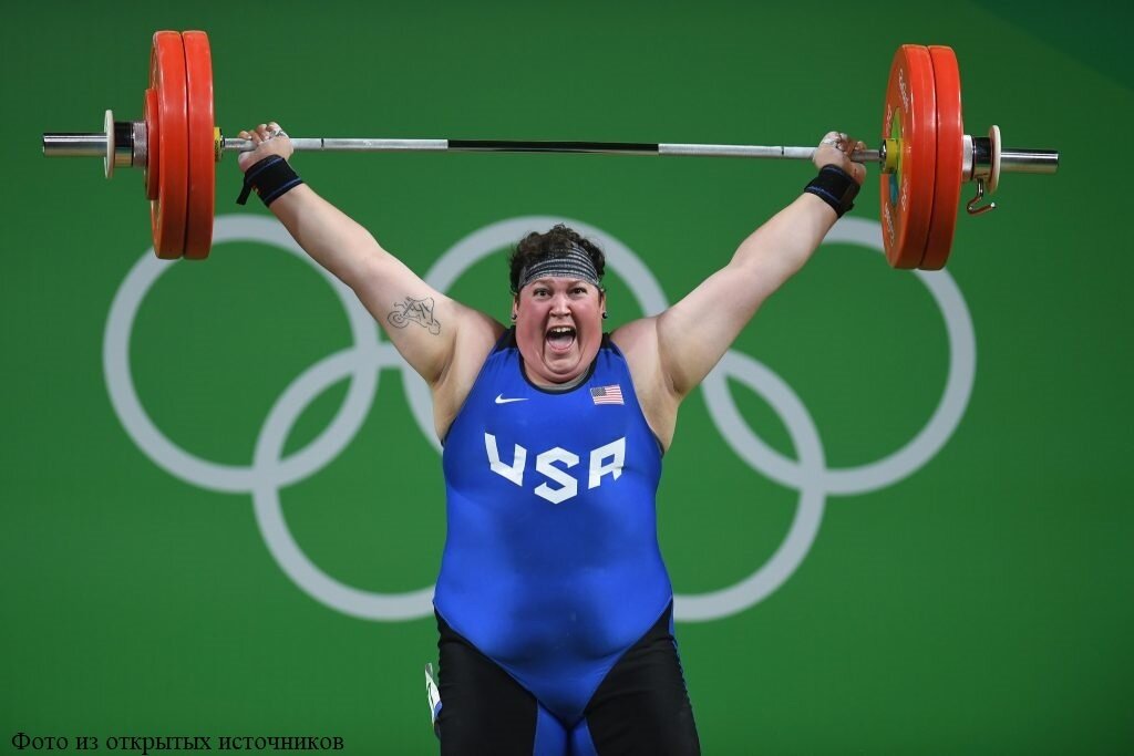 Сара Роблес, восьмикратная чемпионка США, бронзовый призер Олимпиады в Рио. В 2013 году была дисквалифицирована на два года за допинг. 