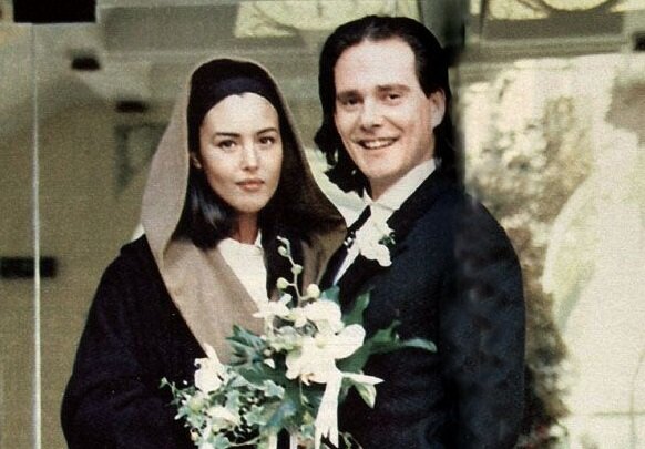 Моника Беллуччи и Клаудио Карлос Бассо в день свадьбы (3 января 1990 года) (фото: la-bellucci.ru)