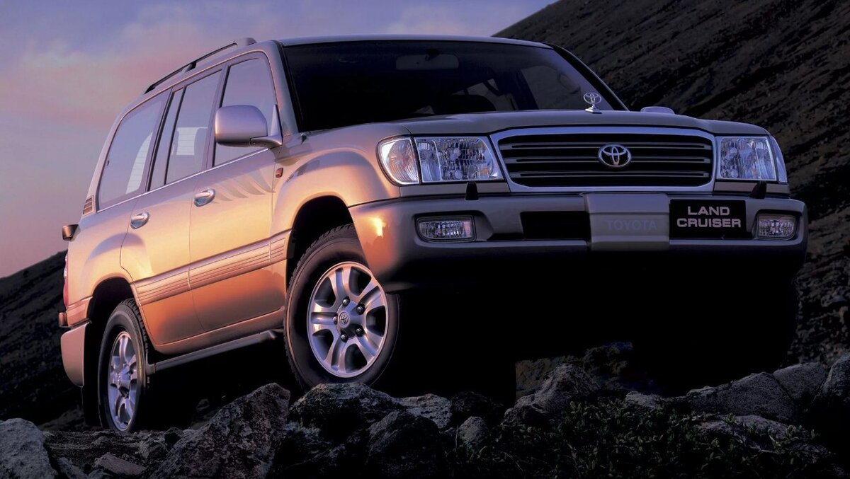 Поиск живого KC 100 - довольно стандартная процедура. Диагностируем мотор и коробку, осматриваем кузов и раму на наличие коррозии и отработки пассивной безопасности. внимательно изучаем подвеску!