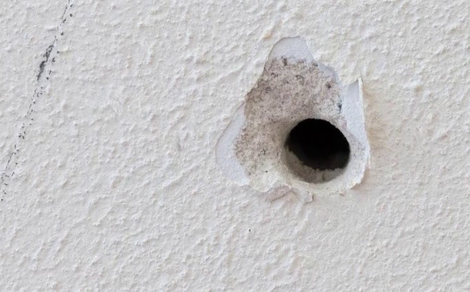 отверстие от пневматической дрели