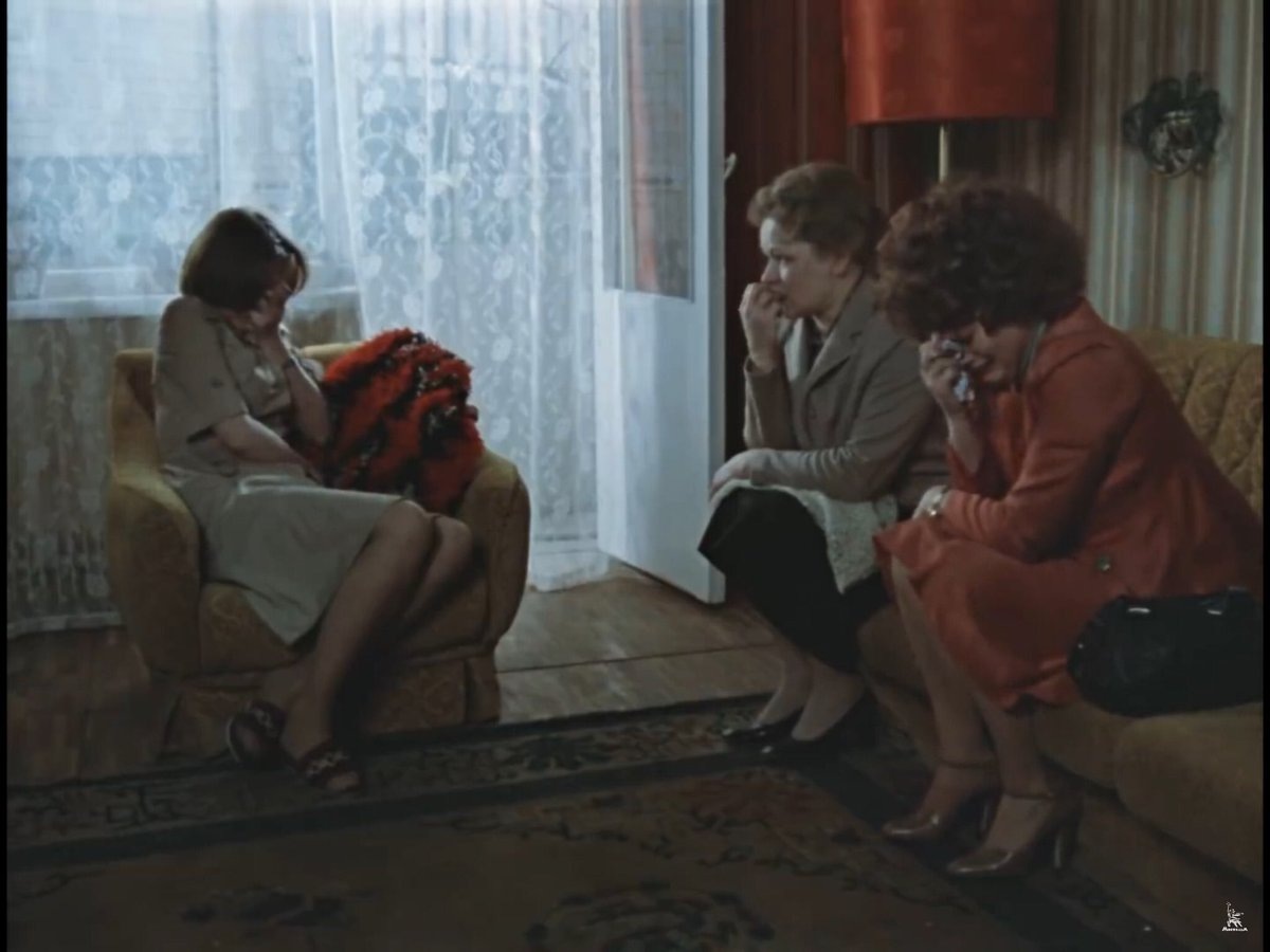 Актрисы фильма - Вера Алентова, Раиса Рязанова и Ирина Муравьева (слева направо)