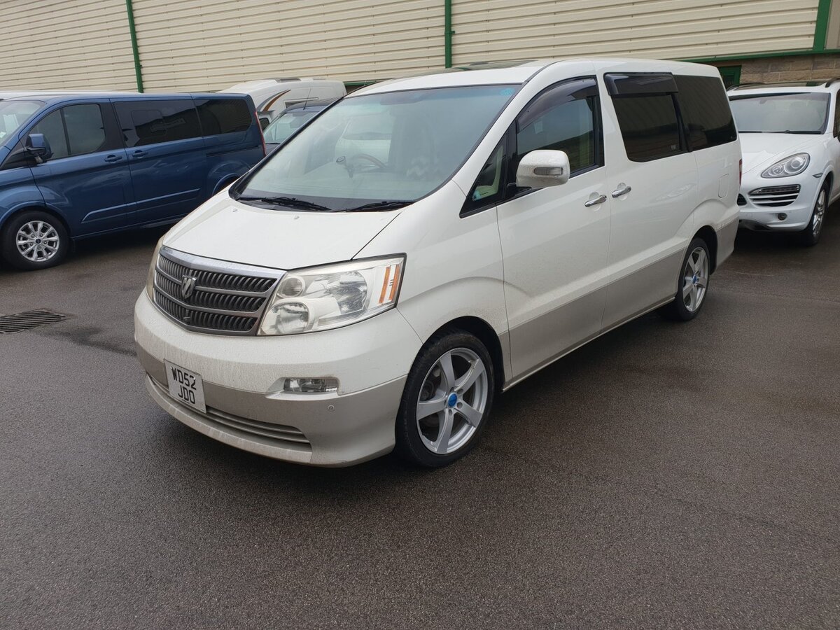 Toyota Alphard 2002