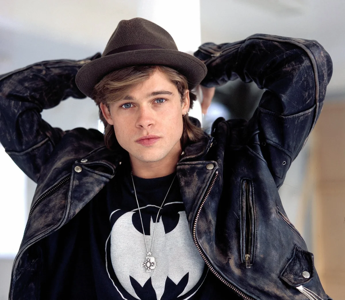 Брэд питт. Бред и галлюцинации. Брэд питт голливуд. Брэд питт. Брэд питт улыбка.