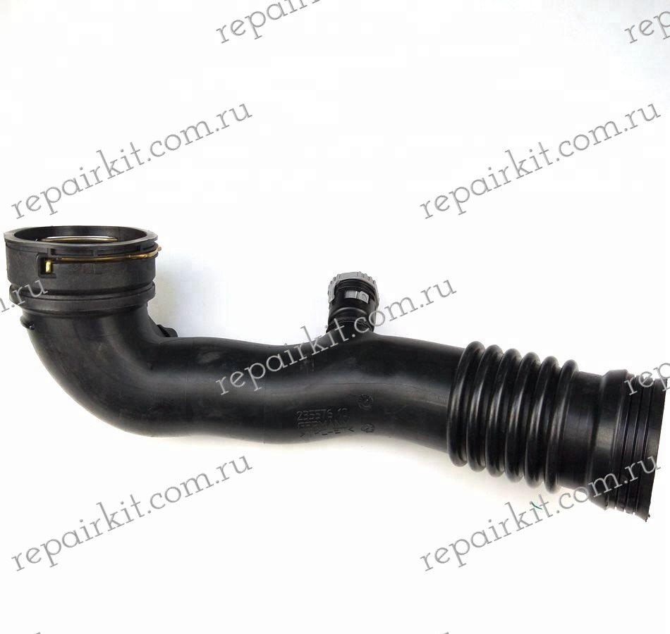  Воздуховод наддувочного воздуха BMW F01, F02, E71 13717609810