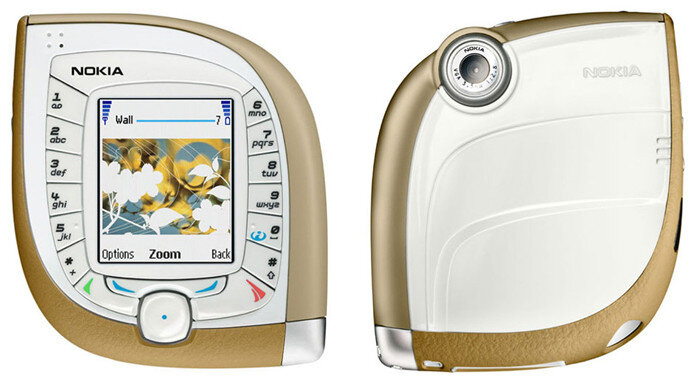 Nokia 7600 (2003 год)