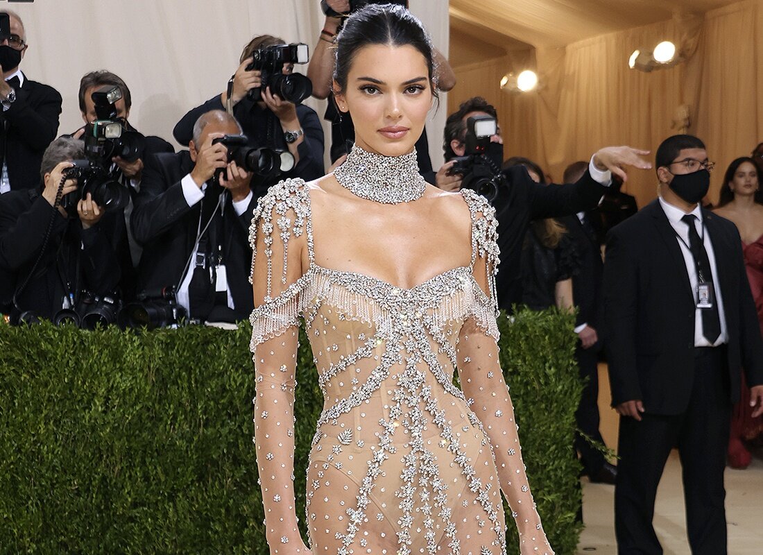 Met gala 2021 фото нарядов