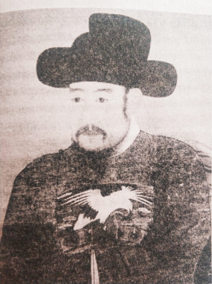 Кванхэ-гун правил с 1608 по 1623 годы. Он, конечно, не такой классный, как Шуга