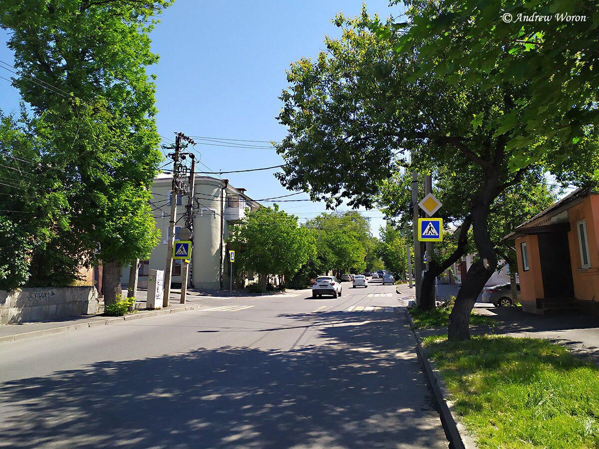 Варфоломеева в районе 1-го Переулка