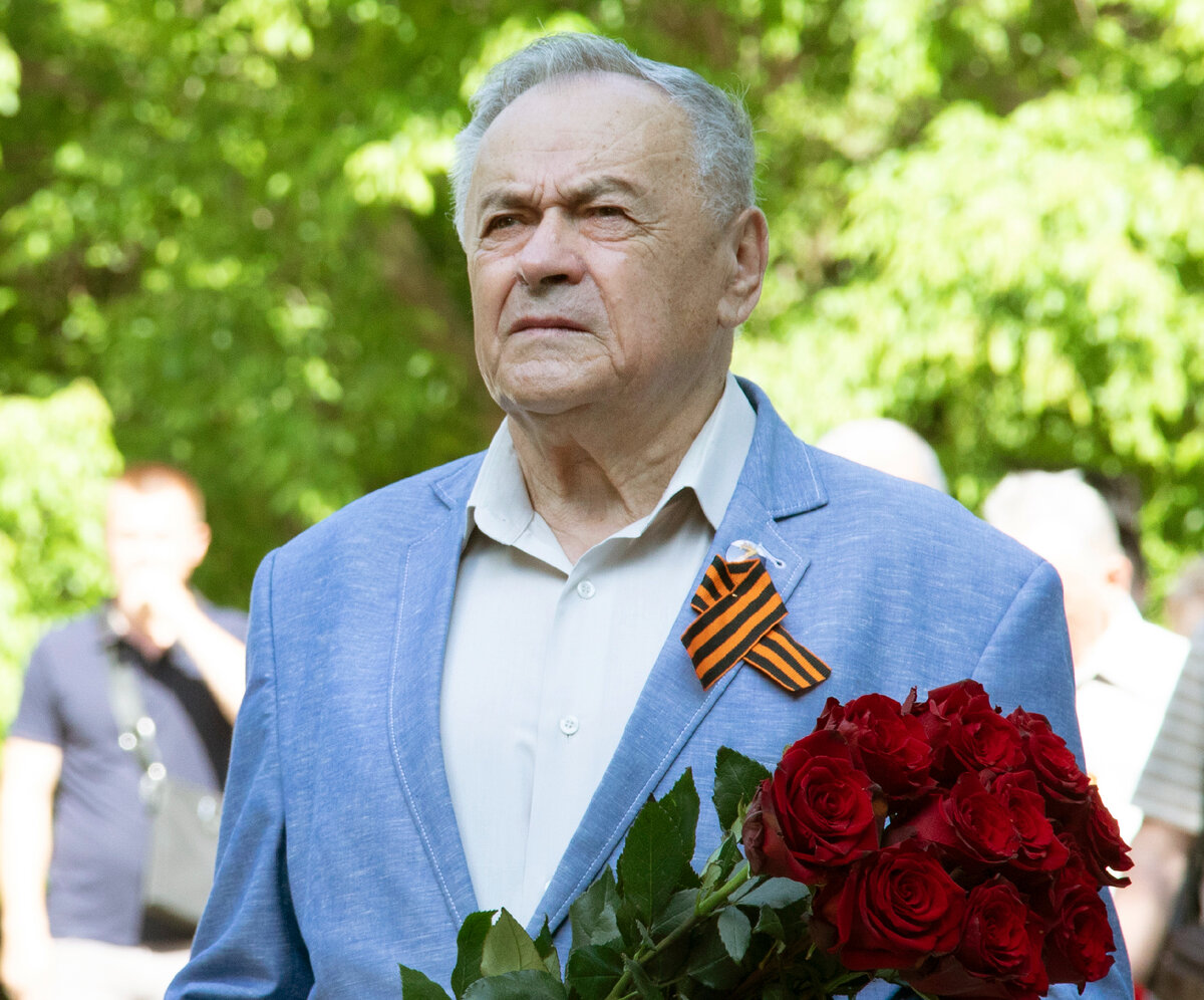 Е. Фикс