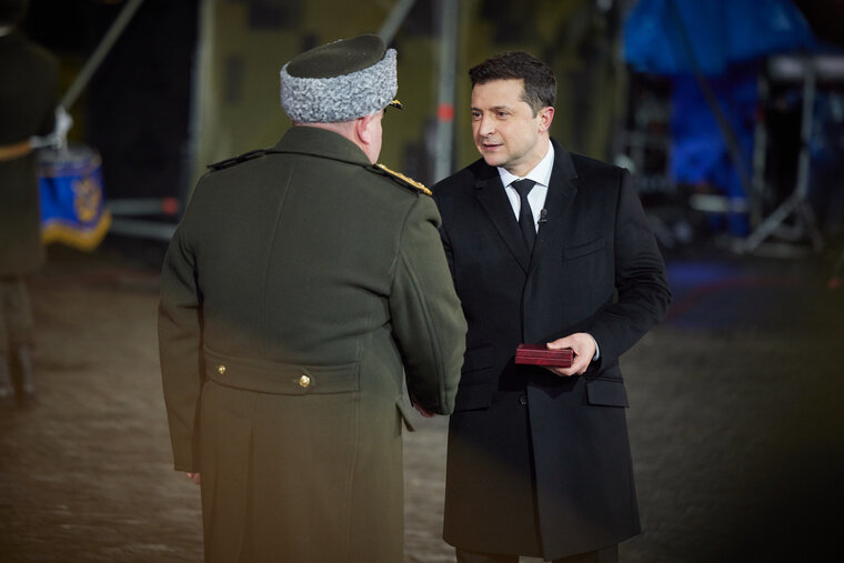    Владимир Зеленский хочет вернуть контроль над всей Украиной до конца года