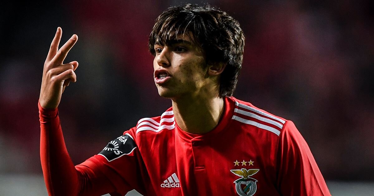 Жоао Феликс.