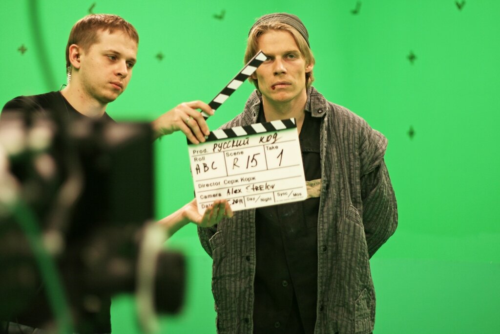 Огонь для детей. Горю своим делом. Фотосет с горящей книгой. Загорелся огонечек. Огонь на ладони.