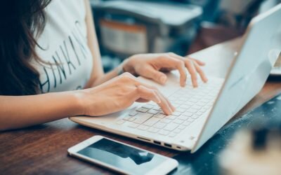 Обратиться в ФСБ можно любым удобным способом: