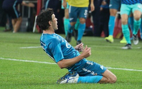 Юрий Жирков празднует гол в ворота московского «Спартака»