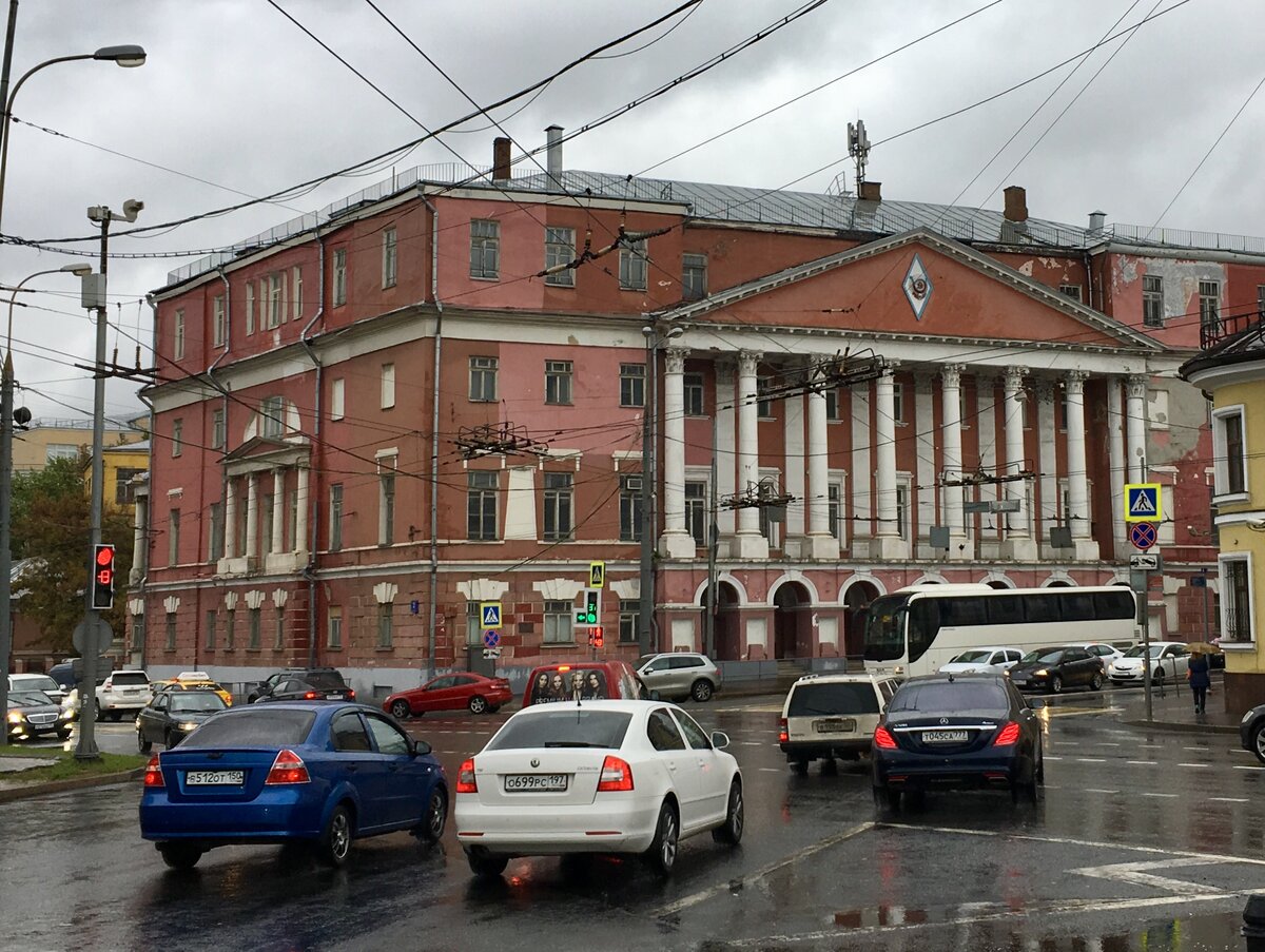 москва старая басманная старые