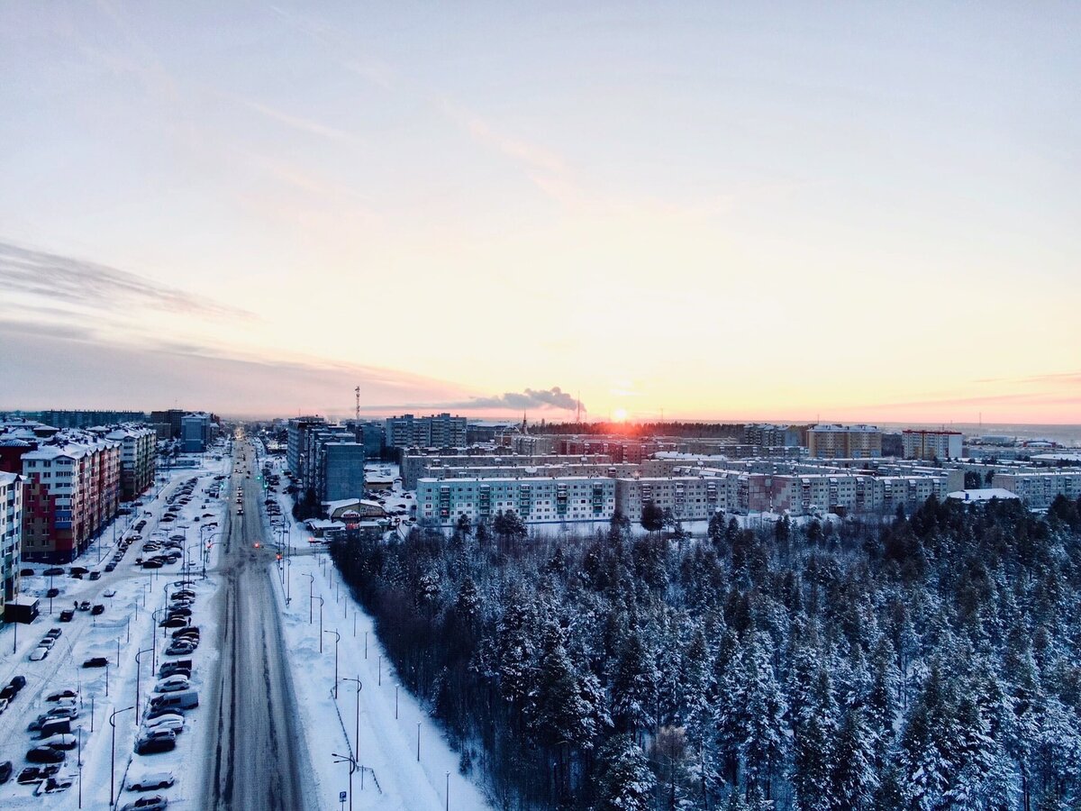 Ижевск ноябрьск. Ноябрьск Ямало-Ненецкий автономный округ. Ноябрьск климат. Ноябрьск природа. Тюменская область, Ямало-Ненецкий автономный округ, Ноябрьск.