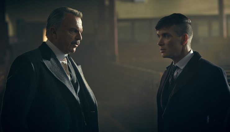 Кадр из сериала "Острые козырьки"