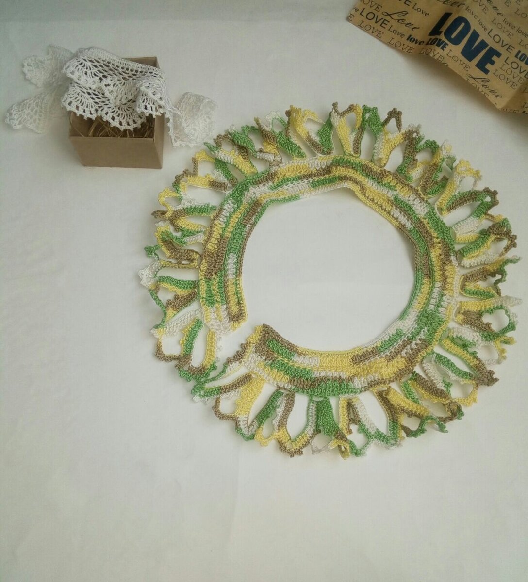 Так не протянули долго твои бабушка и дедушка. Моей маме нравится вязать, а папу раздражало то, что жена "просто так" сидит на диване вечером.