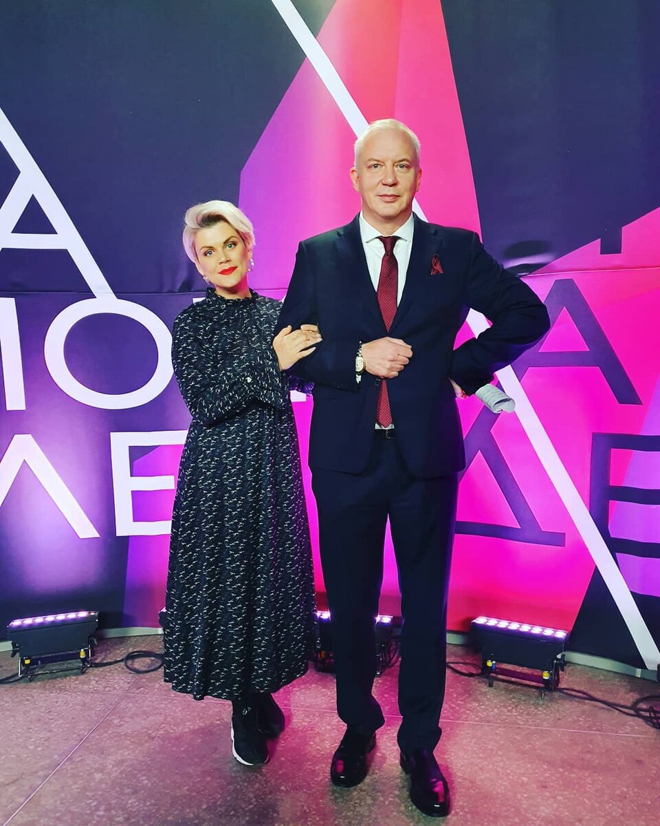 Роман Устюжанин на съемках программы  (источник: instagram.com/sabinapantus)