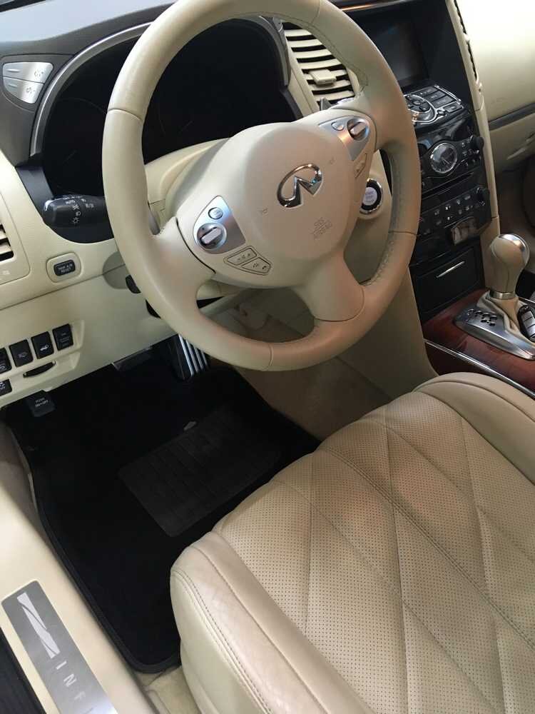 Это уже чистая кожа. Но посмотрите, какой она была раньше!